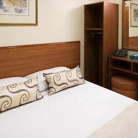 Hotel 81 Geylang-2